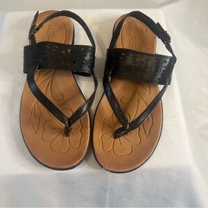 b.o.c. Clearwater Black and Tan Women's Sandals